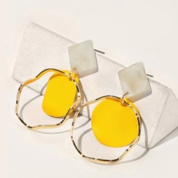 Ashley Sunshine Jewelry - SUNSHINE YELLOW Disc + Hoop Statement Earrings